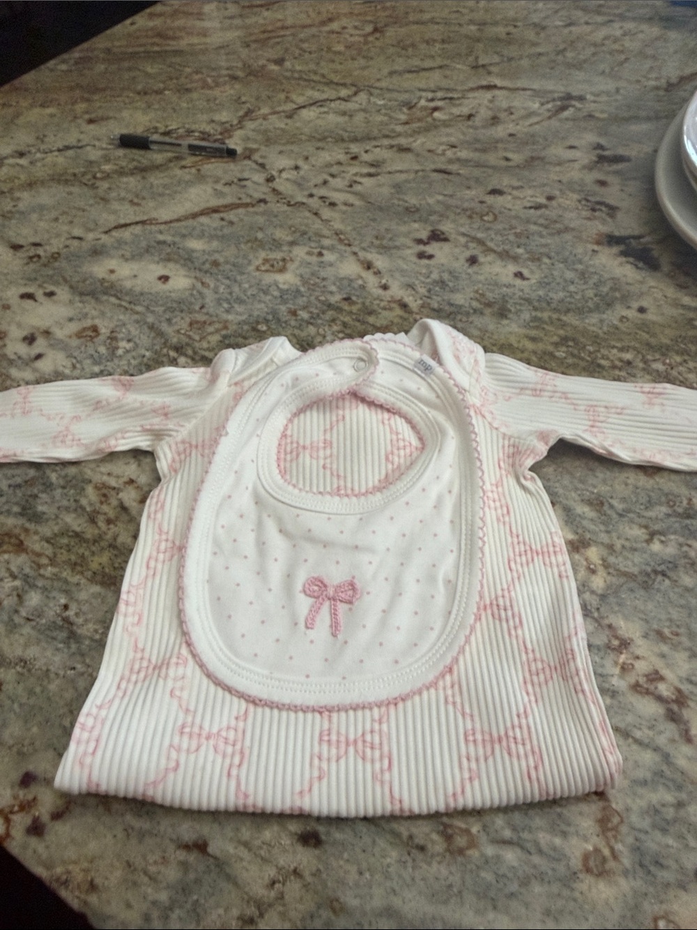 Mud Pie Baby Pink Bow-Print Bib and Gown Set - Kids Accessories